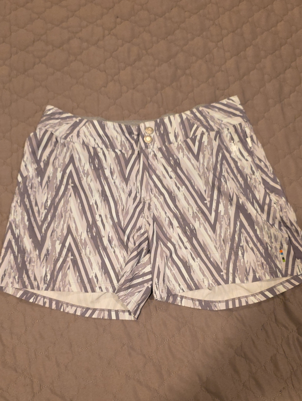 Smartwool Women’s Gray and White Patterned Athletic Shorts